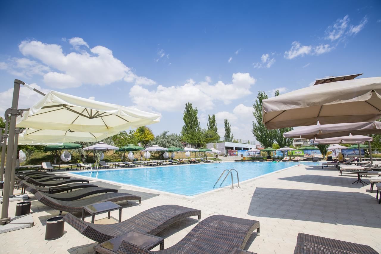 Отель Cross Resort Hotel Ереван-20