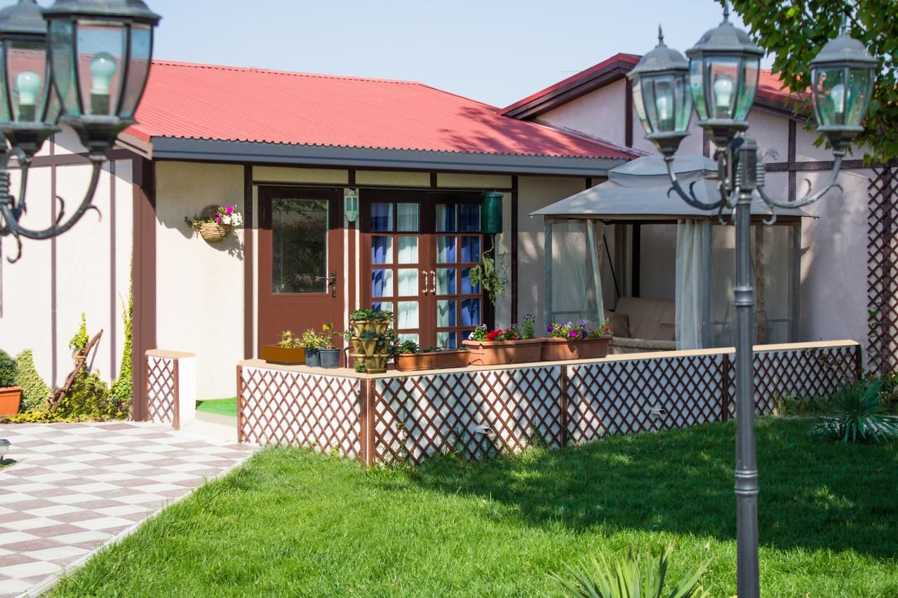 Отель Cross Resort Hotel Ереван