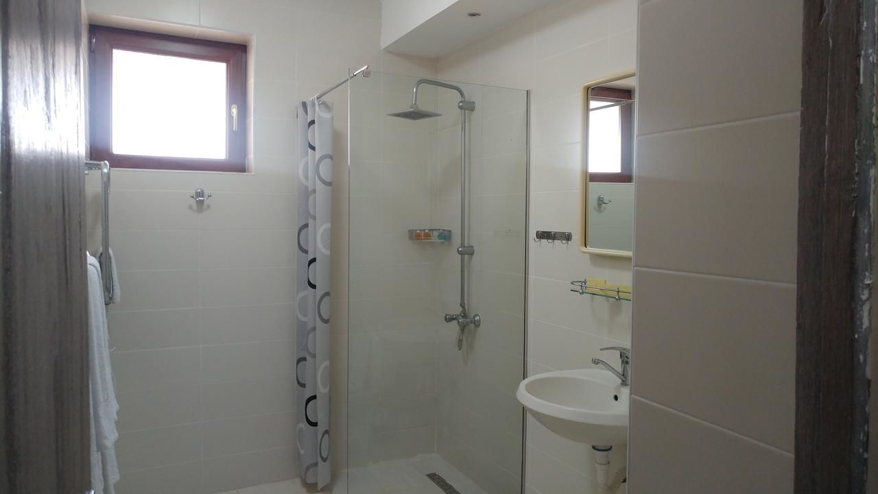 Отель Cross Resort Hotel Ереван-47