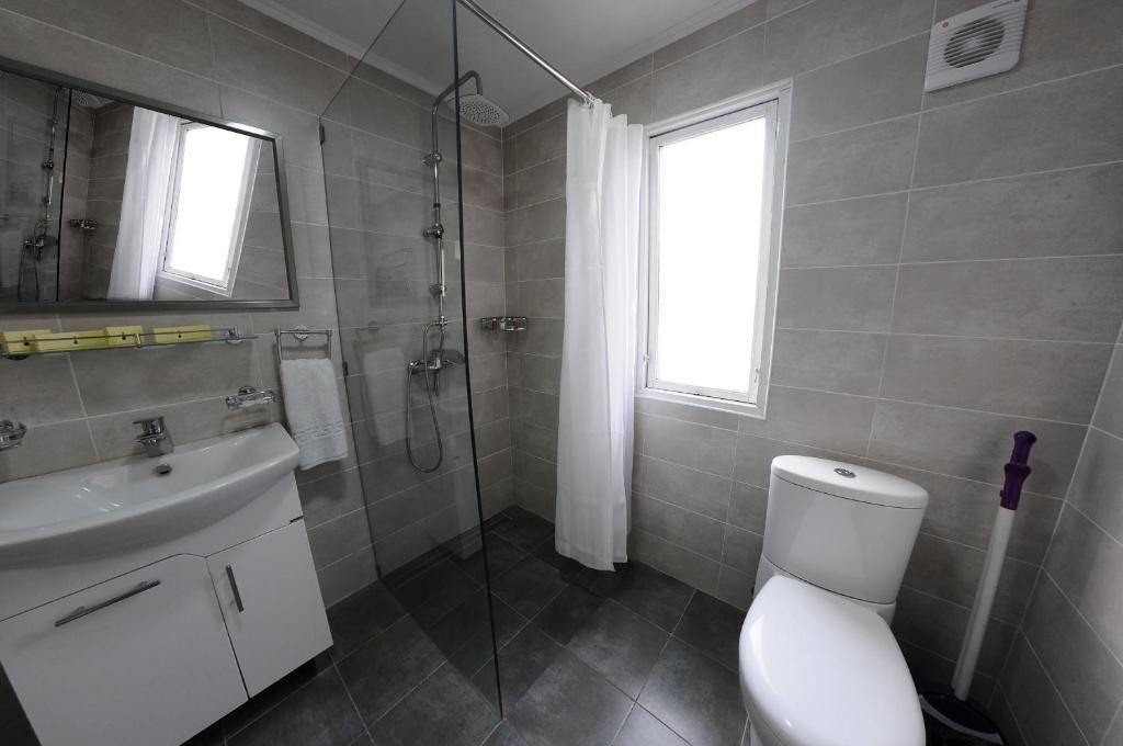 Отель Cross Resort Hotel Ереван