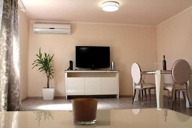 Отель Cross Resort Hotel Ереван-56