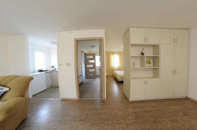 Отель Cross Resort Hotel Ереван-58