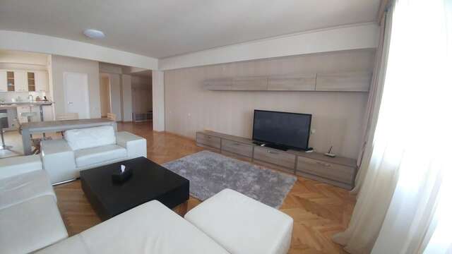 Отель Cross Resort Hotel Ереван-10
